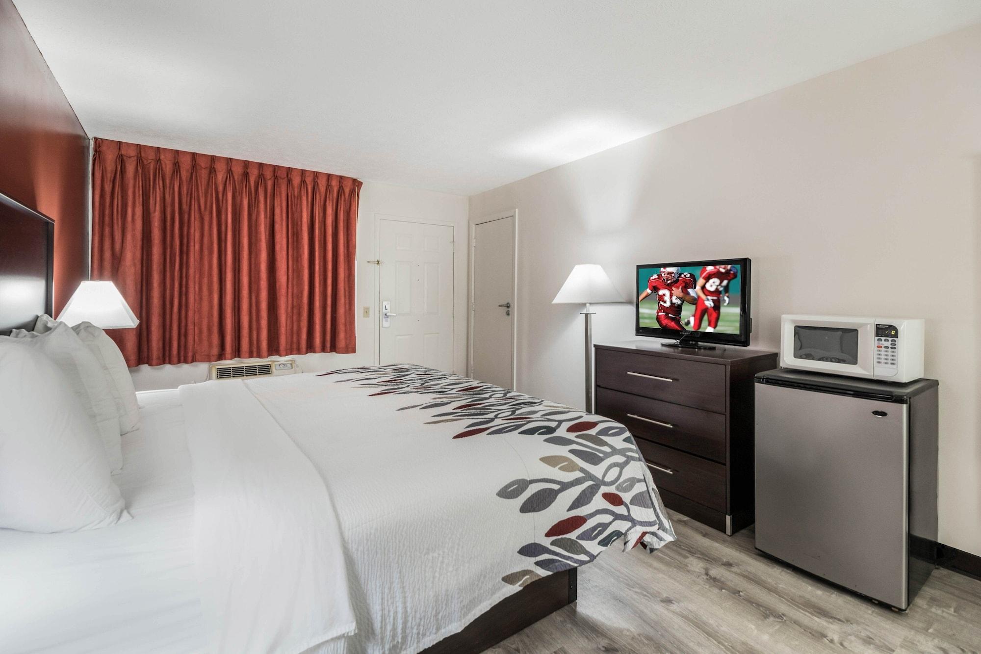 Red Roof Inn Cadiz Εξωτερικό φωτογραφία