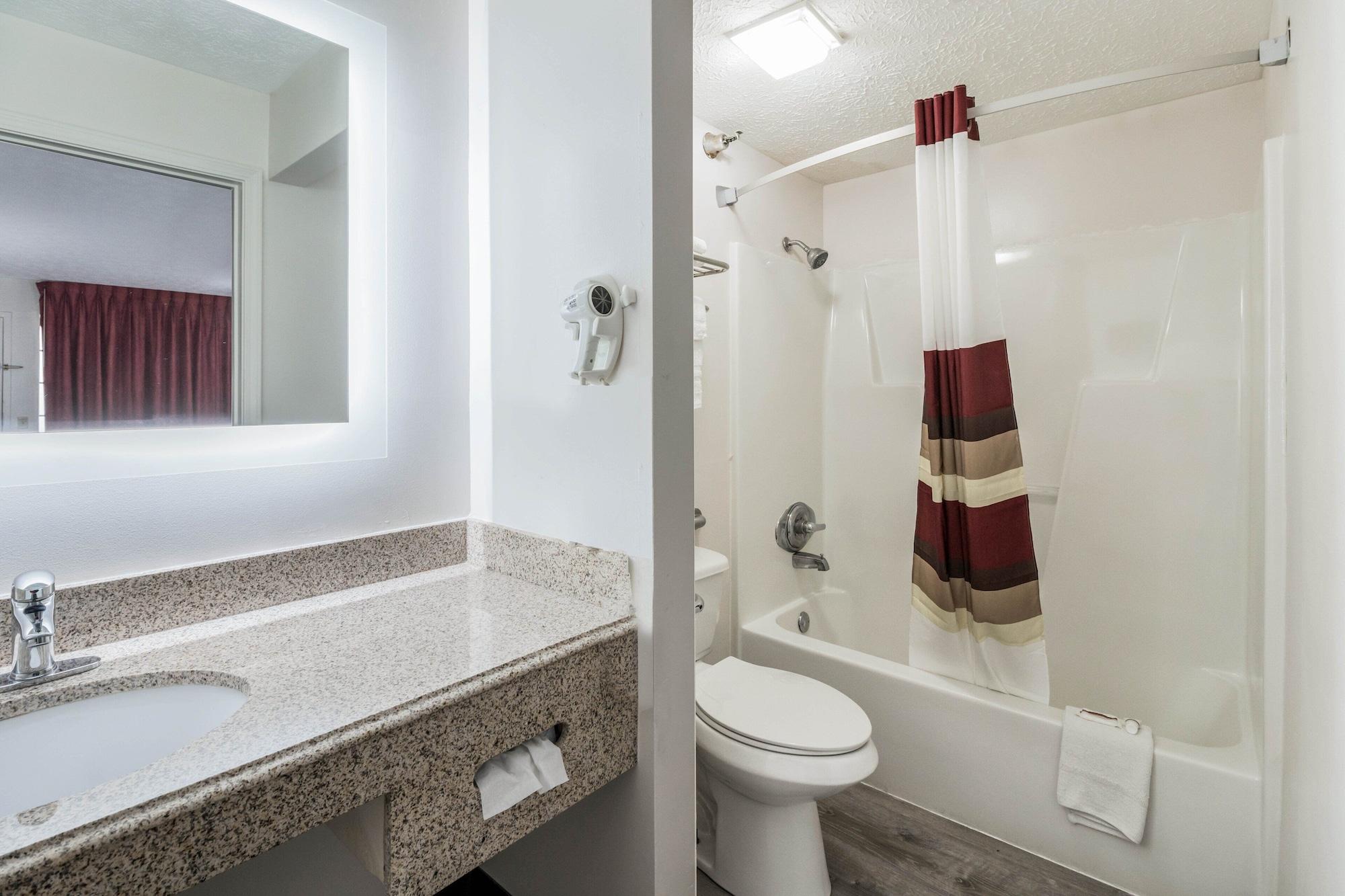 Red Roof Inn Cadiz Εξωτερικό φωτογραφία